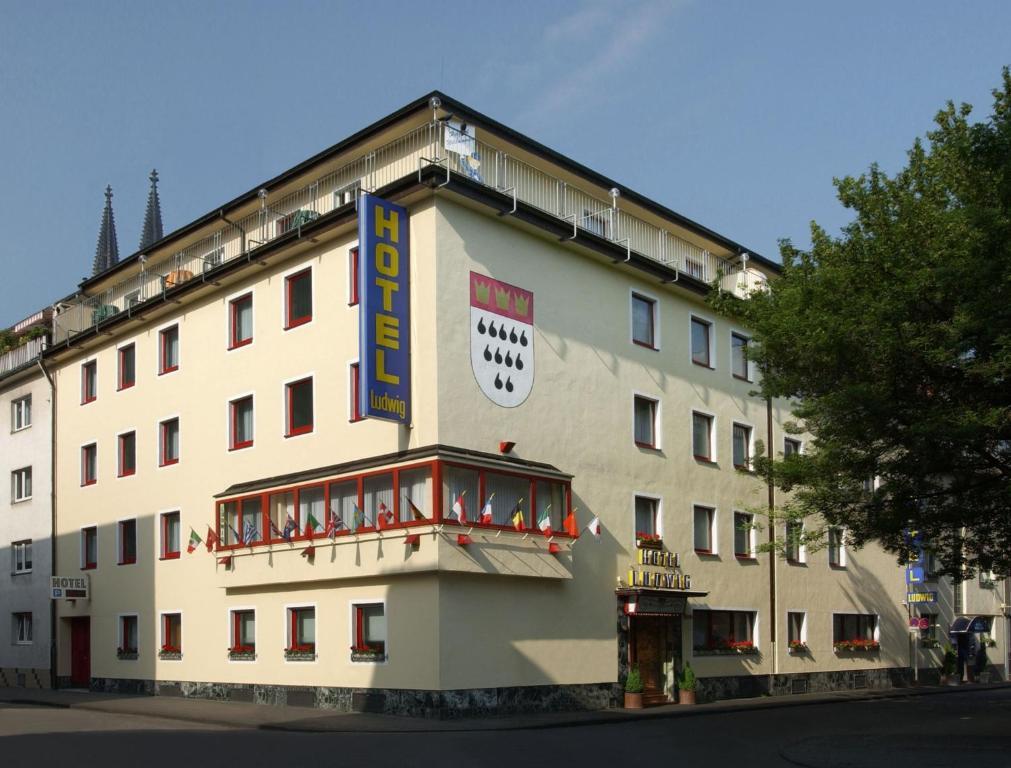 Ludwig Superior Keulen